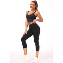 Load image into Gallery viewer, Women Black Capri